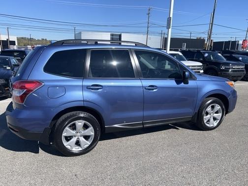 2016 Subaru Forester 2.5I PREMIUM