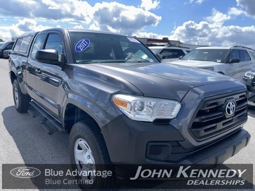 2017 Toyota Tacoma SR