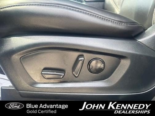 CARBONIZED GRAY METALLIC 2024 Ford Explorer XLT