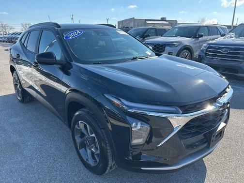 2024 Chevrolet Trax LT