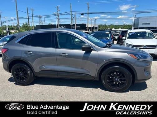 CARBONIZED GRAY 2022 Ford Escape SE