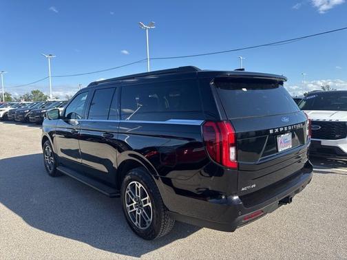 AGATE BLACK METALLIC 2025 Ford Expedition ACTIVE