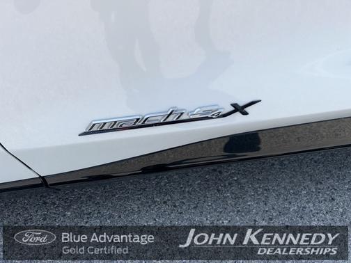 2024 Ford Mustang Mach-E PREMIUM