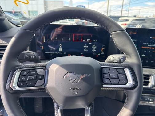 2026 Ford Mustang ECOBOOST PREMIUM