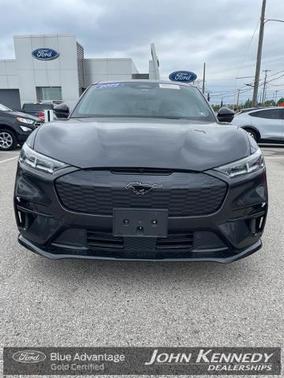 2022 Ford Mustang Mach-E GT