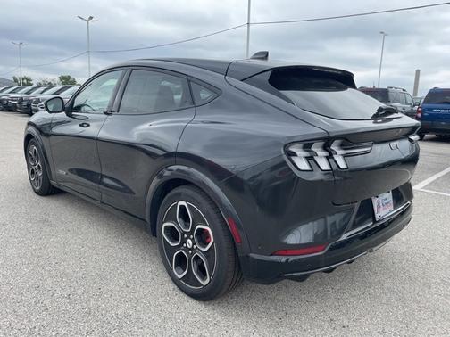2022 Ford Mustang Mach-E GT