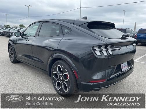 2022 Ford Mustang Mach-E GT