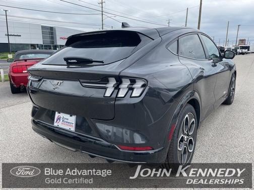 2022 Ford Mustang Mach-E GT