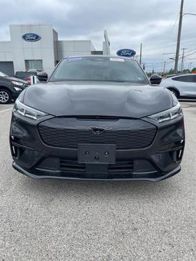 2022 Ford Mustang Mach-E GT