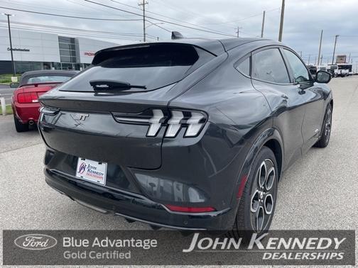 2022 Ford Mustang Mach-E GT