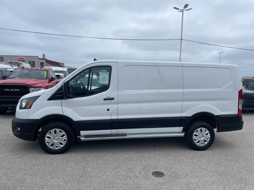 2024 Ford Transit-250 BASE