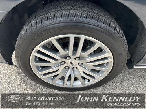 2024 Ford Expedition PLATINUM