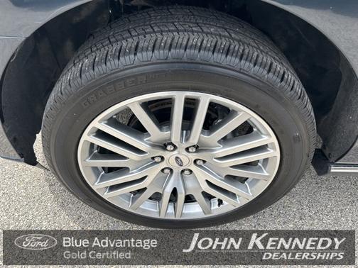 2024 Ford Expedition PLATINUM