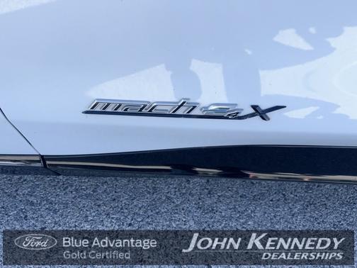 2021 Ford Mustang Mach-E PREMIUM