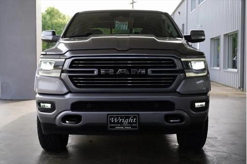 2022 RAM 1500 Laramie Crew Cab 4x4 64' Box