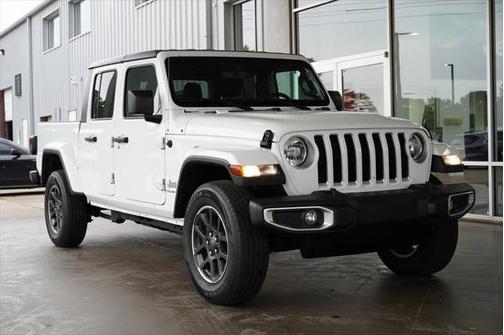 2023 Jeep Gladiator Overland 4x4