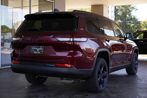 2025 Jeep Grand Cherokee L Laredo