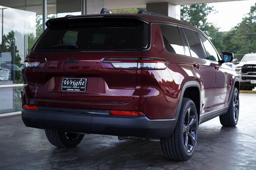 2025 Jeep Grand Cherokee L Laredo