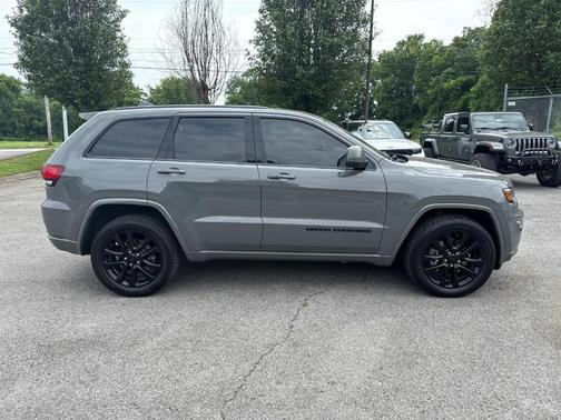 2021 Jeep Grand Cherokee Laredo X