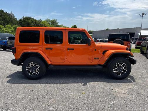 2025 Jeep Wrangler Sahara