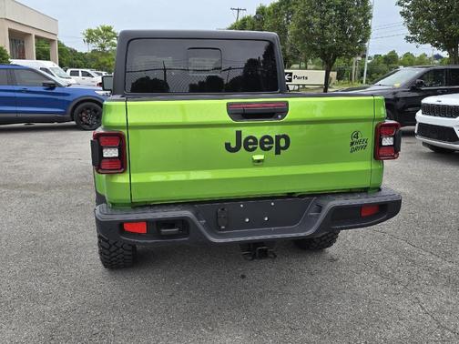 2025 Jeep Gladiator Sport