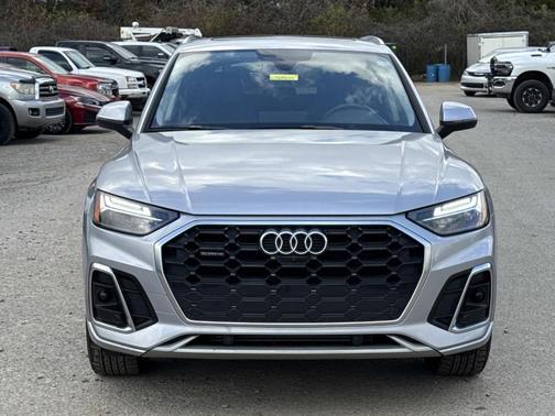 2024 Audi Q5 45 S line quattro Premium