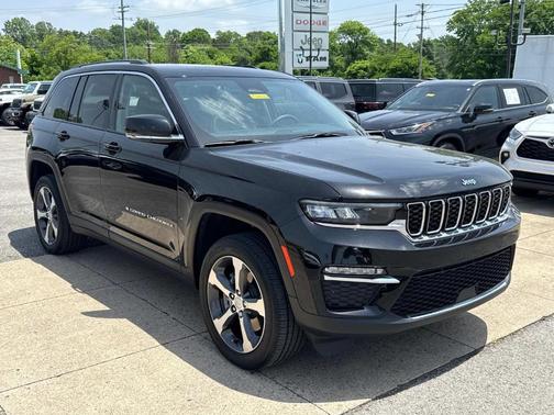 2022 Jeep Grand Cherokee 4xe Base