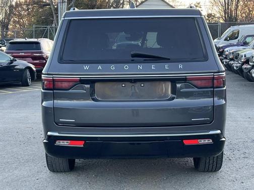 2023 Jeep Wagoneer L Series II
