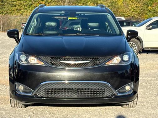 2019 Chrysler Pacifica Touring-L