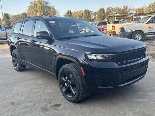 2025 Jeep Grand Cherokee L Laredo