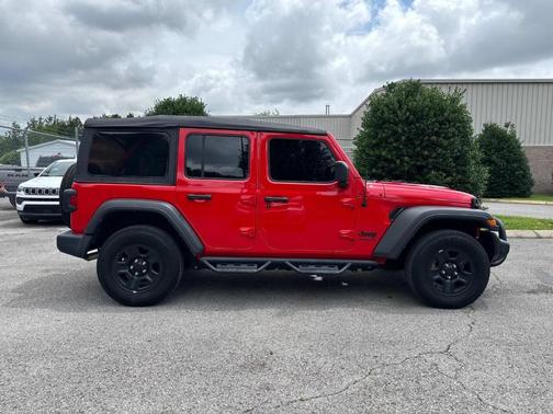 2022 Jeep Wrangler Unlimited Sport