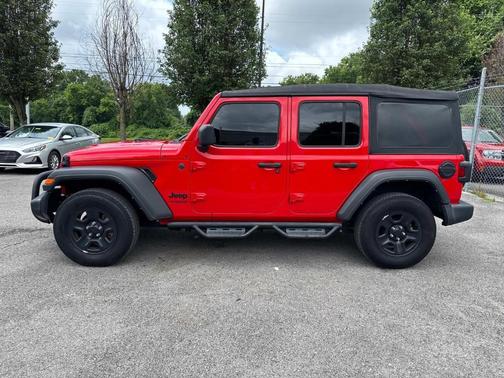 2022 Jeep Wrangler Unlimited Sport