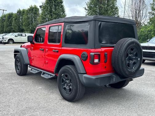 2022 Jeep Wrangler Unlimited Sport