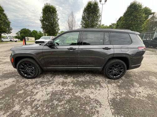 2025 Jeep Grand Cherokee L Summit