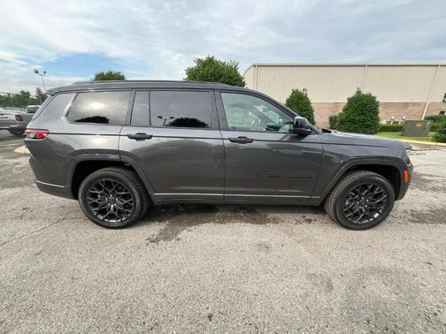 2025 Jeep Grand Cherokee L Summit