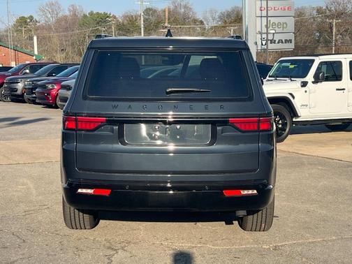 2025 Jeep Wagoneer Series II