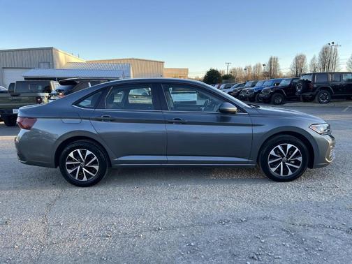 2024 Volkswagen Jetta 1.5T S