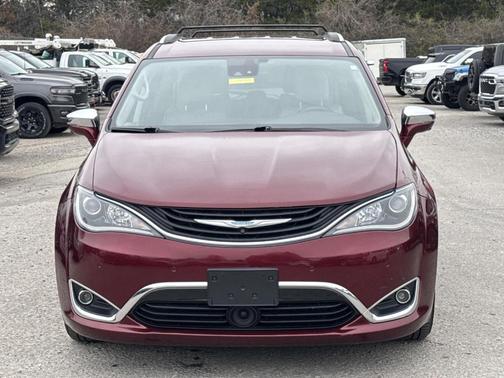 2018 Chrysler Pacifica Hybrid Limited