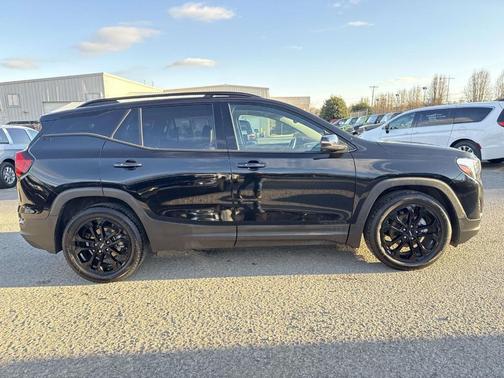 2021 GMC Terrain SLT