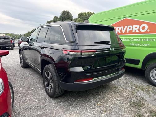 Diamond Black 2024 Jeep Grand Cherokee 4xe Base