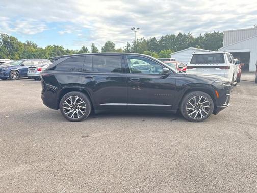 2025 Jeep Wagoneer S Limited