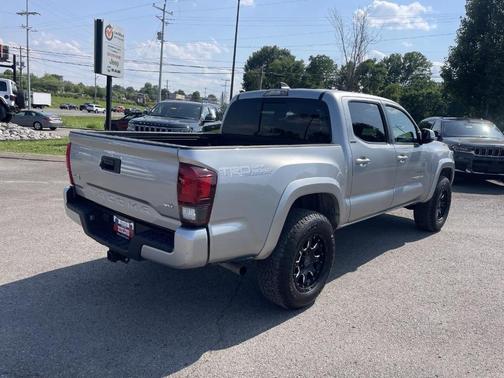 2022 Toyota Tacoma SR5