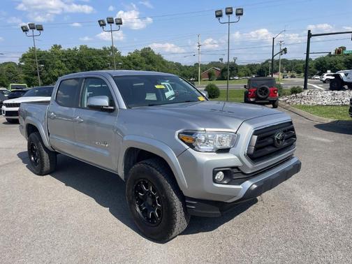 2022 Toyota Tacoma SR5