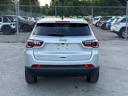 2025 Jeep Compass Sport