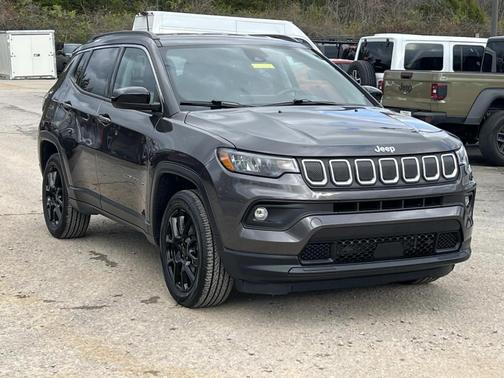 2022 Jeep Compass Latitude Lux