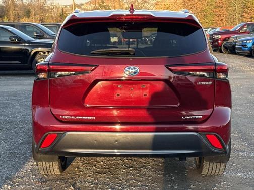 2021 Toyota Highlander Hybrid Limited