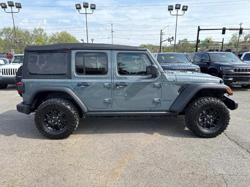 2025 Jeep Wrangler 4xe Sport