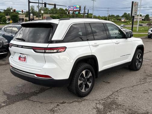 2024 Jeep Grand Cherokee 4xe Base