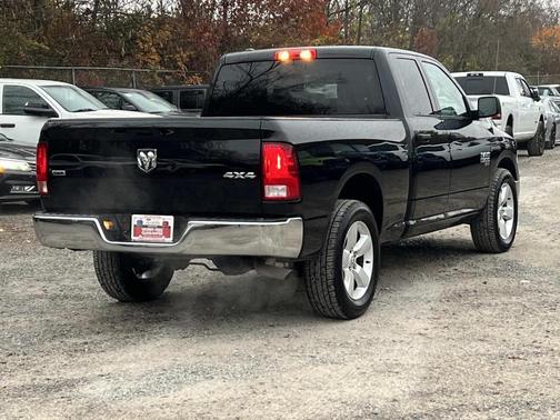 2024 RAM 1500 Classic SLT