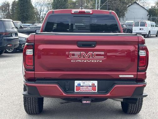 2024 GMC Canyon Elevation